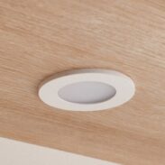 Taglio del pannello per l'installazione di un faretto (prezzo per faretto)